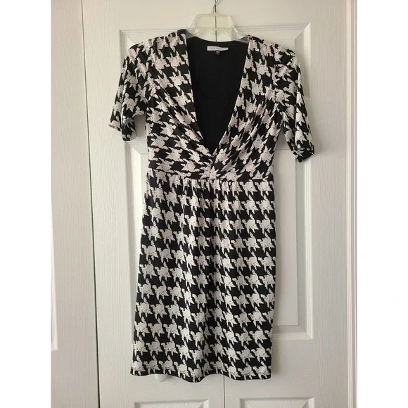 black cute mini dress Lucy Black Long Sleeve Mini Dress - US 18